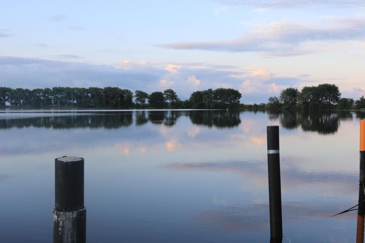 Ferienpark Suederstapel - Eiderlodge 3 Zewnętrze zdjęcie